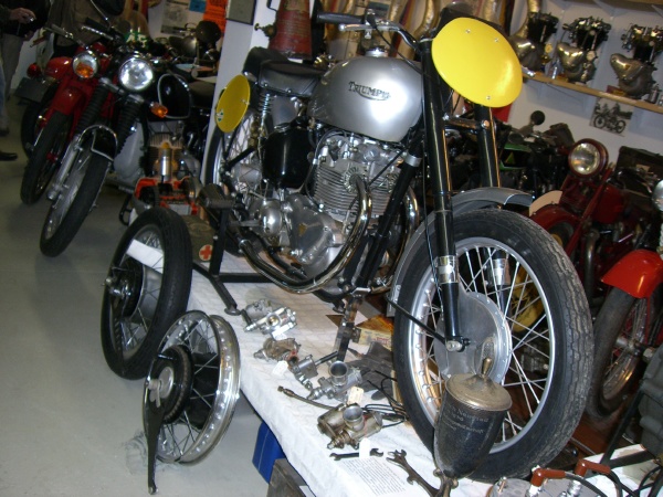 10triumphGP.JPG